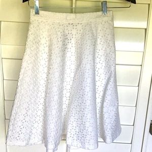 New Ann Taylor white eyelet skirt